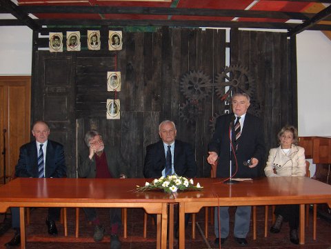 A kommunizmus áldozataira emlékeztek